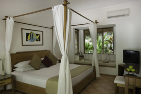 Deluxe Beach Villa mit Jacuzzi