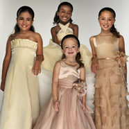 Blumenkinder Kleidung Kirstie Kelly for Disney - zur Galerie