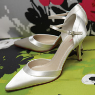 Brautschuhe Rainbow Club - zur Galerie