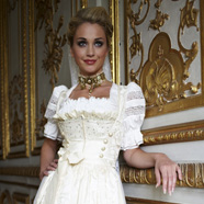 Schatzi Hochzeitsdirndl