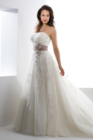 Brautkleid Najelo