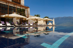 Lefay Resort & Spa - Infinity Pool